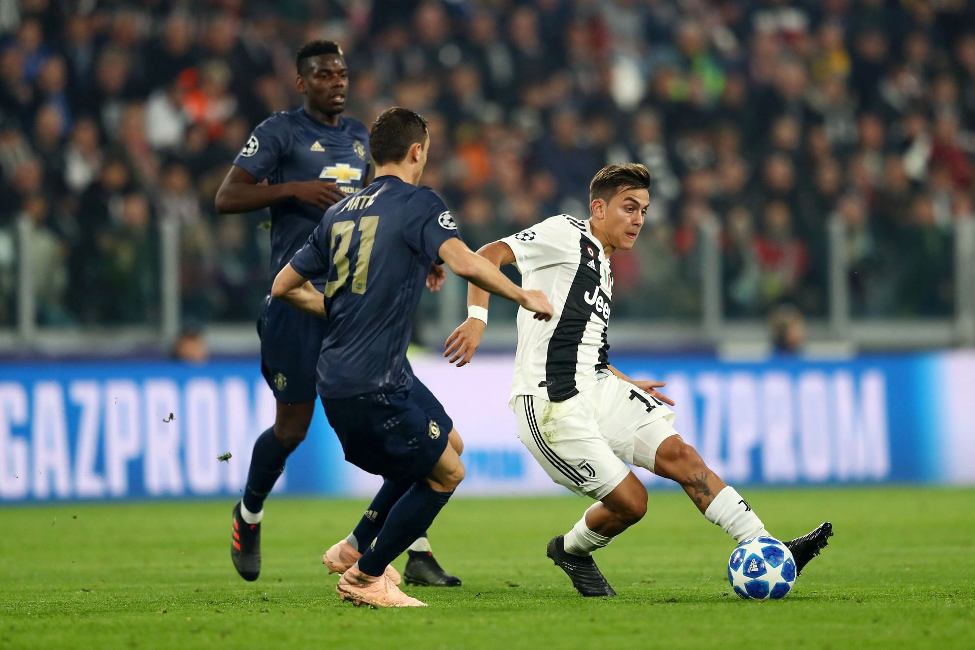 Pogba and Matic were Mourinho's choice in a double pivot